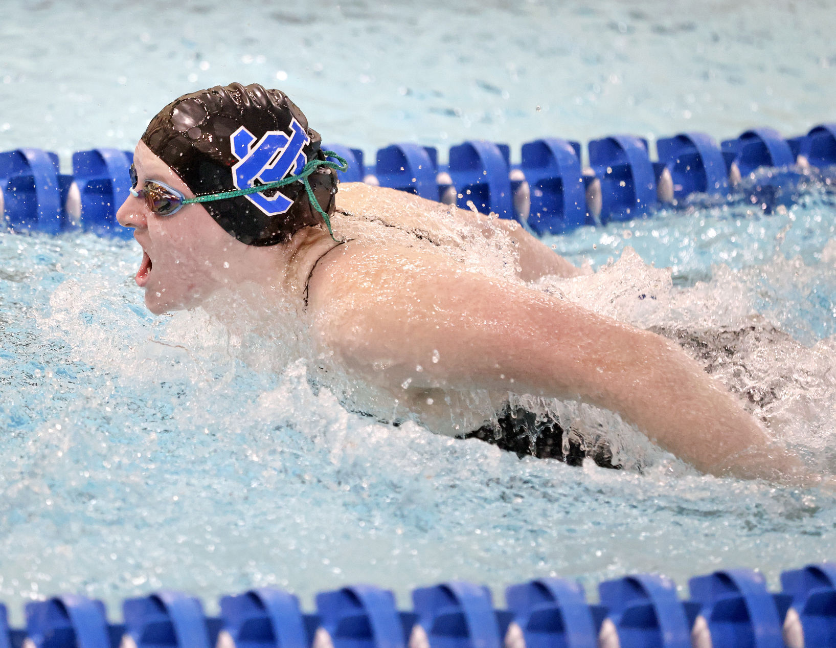 JVG_210920_JCSWIM01